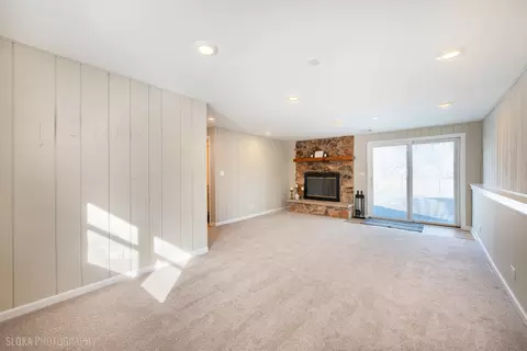 Living - 305 E Country Dr, Bartlett, IL 60103 photo 6 of 7
