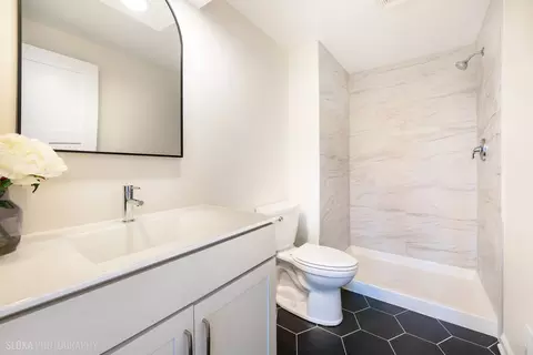 Bath - 305 E Country Dr, Bartlett, IL 60103 photo 2 of 2