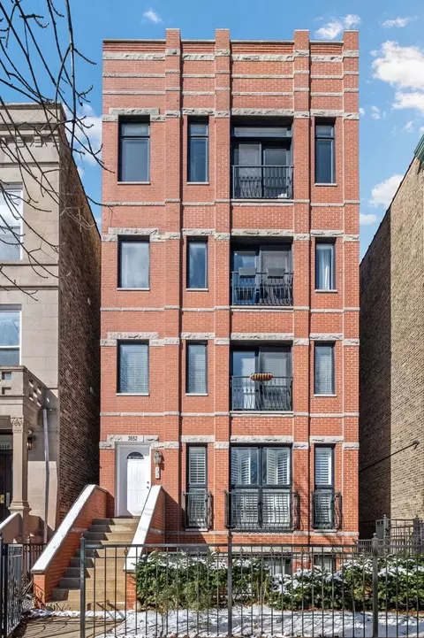 3652 N Fremont St #3, Chicago, IL 60613