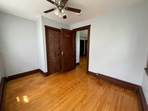 Bedroom - 532 South St, Elgin, IL 60123 photo 5 of 9