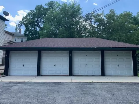 Exterior - 532 South St, Elgin, IL 60123 photo 4 of 4