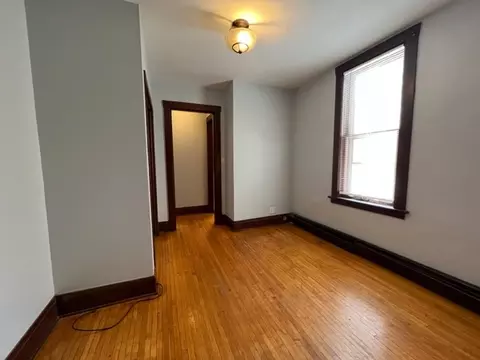 Bedroom - 532 South St, Elgin, IL 60123 photo 1 of 9