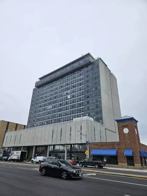 7234 W North Ave #908, Elmwood Park, IL 60707