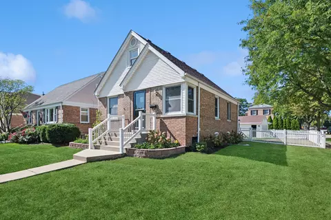 600 8th Ave, La Grange, IL 60525