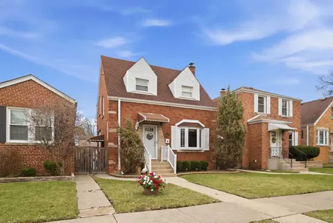 5115 N Newland Ave, Chicago, IL 60656