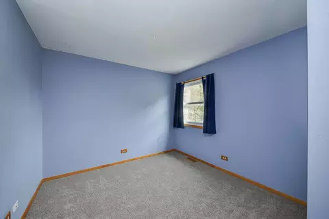 Bedroom - 671 Coral Ave, Bartlett, IL 60103 photo 3 of 3