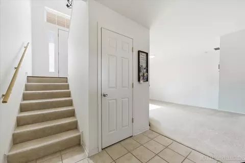 Entry Way - 1015 Reserve Dr, Elgin, IL 60124 photo 2 of 2