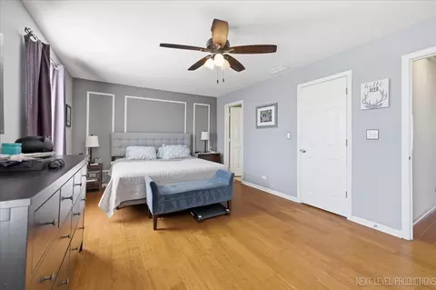 Bedroom - 1015 Reserve Dr, Elgin, IL 60124 photo 2 of 4