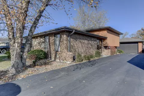 181 W 28th St, South Chicago Heights, IL 60411