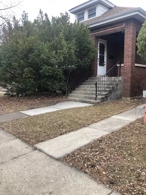 3343 W 64th Pl, Chicago, IL 60629