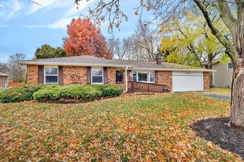 223 Pleasure Dr, Yorkville, IL 60560