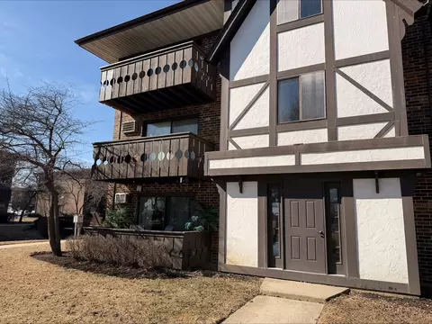 1001 Centurion Ln #1, Vernon Hills, IL 60061