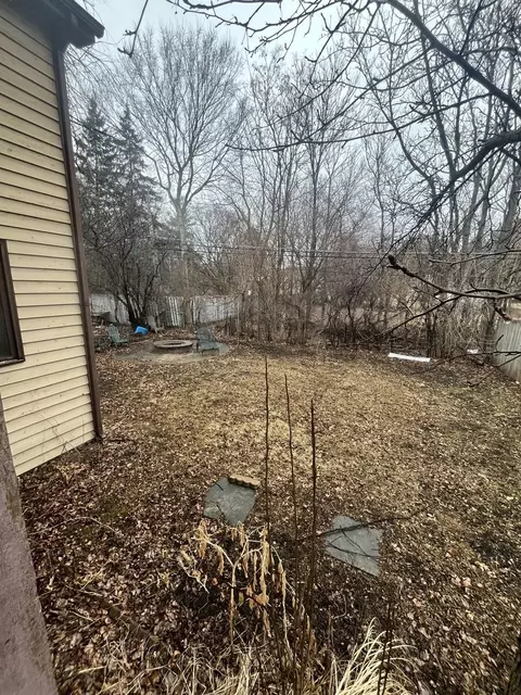 Exterior - 5 S661 Wright St, Naperville, IL 60563 photo 5 of 7