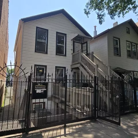1817 W 21st St, Chicago, IL 60608