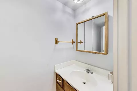 Bath - 121 Gregory St #7, Aurora, IL 60504 photo 1 of 2