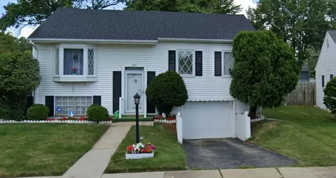 424 Mark Ave, Glendale Heights, IL 60139