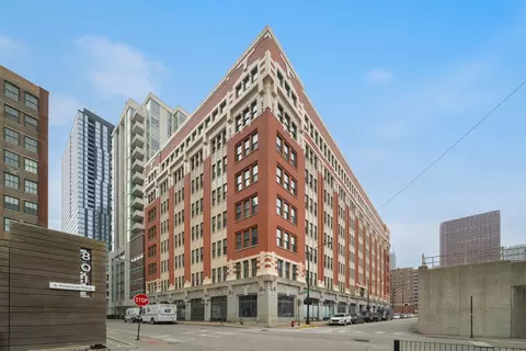732 S Financial Pl #503, Chicago, IL 60605