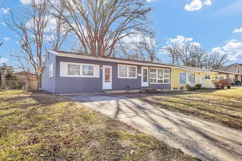 275 Wayside Ave, Decatur, IL 62521