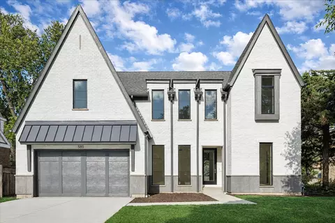 580 S Kearsage Ave, Elmhurst, IL 60126