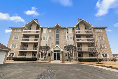 7751 Bristol Park Dr #4SE, Tinley Park, IL 60477