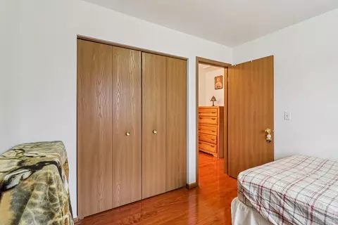 Bedroom - 2070 Foxtail Dr, Aurora, IL 60504 photo 6 of 6