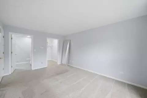 Bedroom - 259 Millers Xing, Itasca, IL 60143 photo 1 of 2