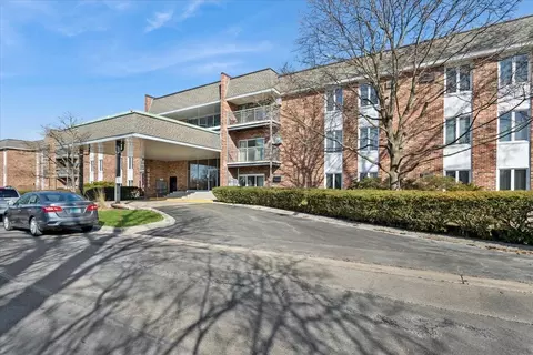 3913 Saratoga Ave #G105, Downers Grove, IL 60515