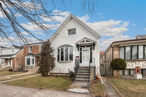 5722 W Grover St, Chicago, IL 60630