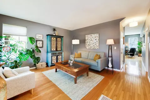 Living - 13734 Meadow Ln, Plainfield, IL 60544 photo 2 of 5