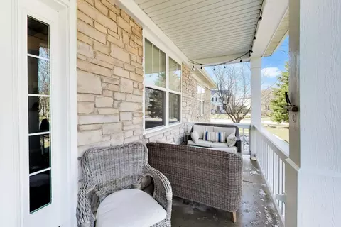 Exterior - 13734 Meadow Ln, Plainfield, IL 60544 photo 4 of 9
