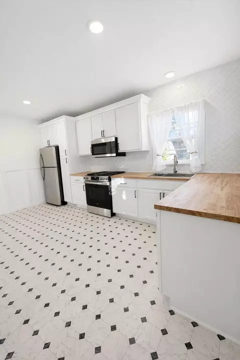 Kitchen - 232 S Genoa St, Genoa, IL 60135 photo 3 of 3