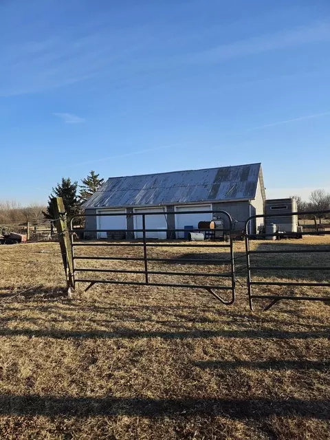8251 W Pauling Rd, Monee, IL 60449 photo 3