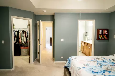 Bedroom - 2406 Sunshine Ln, Aurora, IL 60503 photo 6 of 9