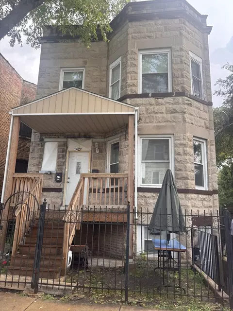 1427 S Central Park Ave, Chicago, IL 60623
