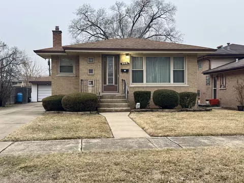 8818 S 55th Ct, Oak Lawn, IL 60453