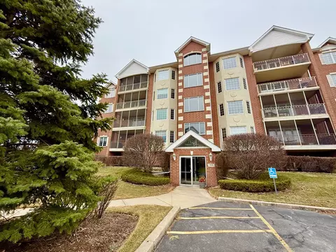 7928 Trinity Cir #2NW, Tinley Park, IL 60487