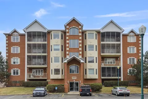 7927 Trinity Cir #3NW, Tinley Park, IL 60487