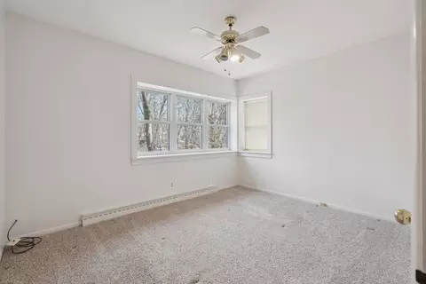 Bedroom - 3104 15th St A St, Moline, IL 61265 photo 3 of 6
