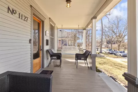 Exterior - 1127 Morton Ave, Elgin, IL 60120 photo 3 of 6