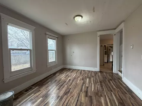 Living - 743 Bangs St, Aurora, IL 60505 photo 2 of 3