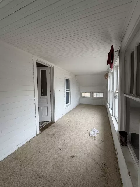 Exterior - 743 Bangs St, Aurora, IL 60505 photo 11 of 15