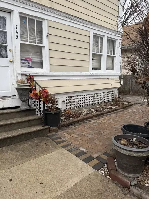 Exterior - 743 Bangs St, Aurora, IL 60505 photo 2 of 15