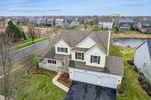 39 W126 Revere House Ln, Geneva, IL 60134