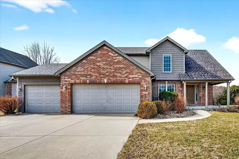 1307 Longford Ln, Bloomington, IL 61704