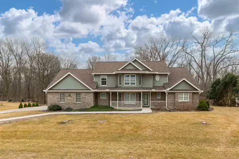 1924 Brierwood Ln, Port Byron, IL 61275