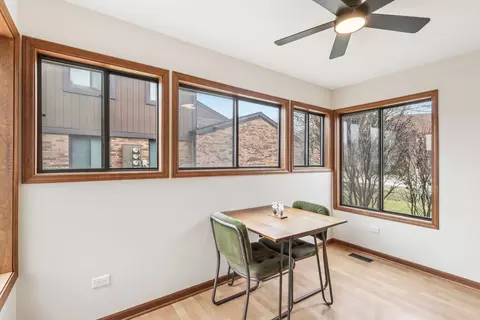 Dining - 43 Creekside Cir, Elgin, IL 60123 photo 3 of 3