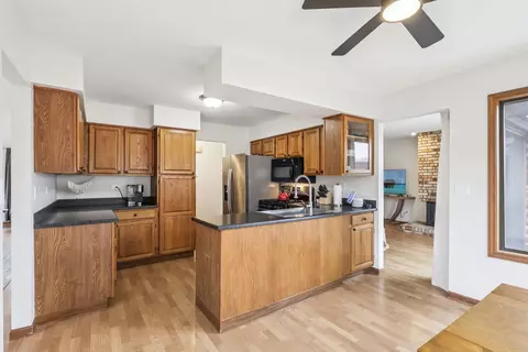 Kitchen - 43 Creekside Cir, Elgin, IL 60123 photo 1 of 2