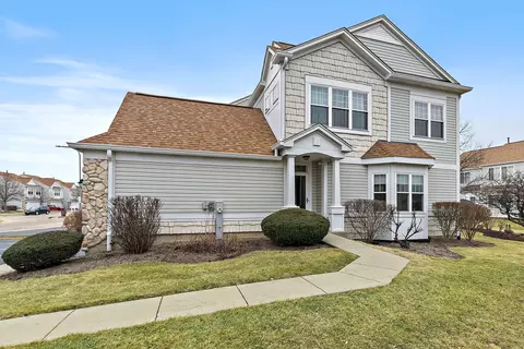 1180 Delta Dr #1180, Elgin, IL 60123