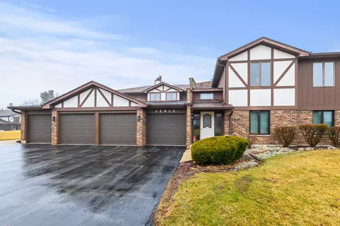 12912 Mill Dr E #E2, Palos Park, IL 60464