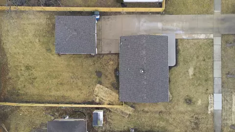 View/Area - 3448 Sally Dr, Steger, IL 60475 photo 2 of 3